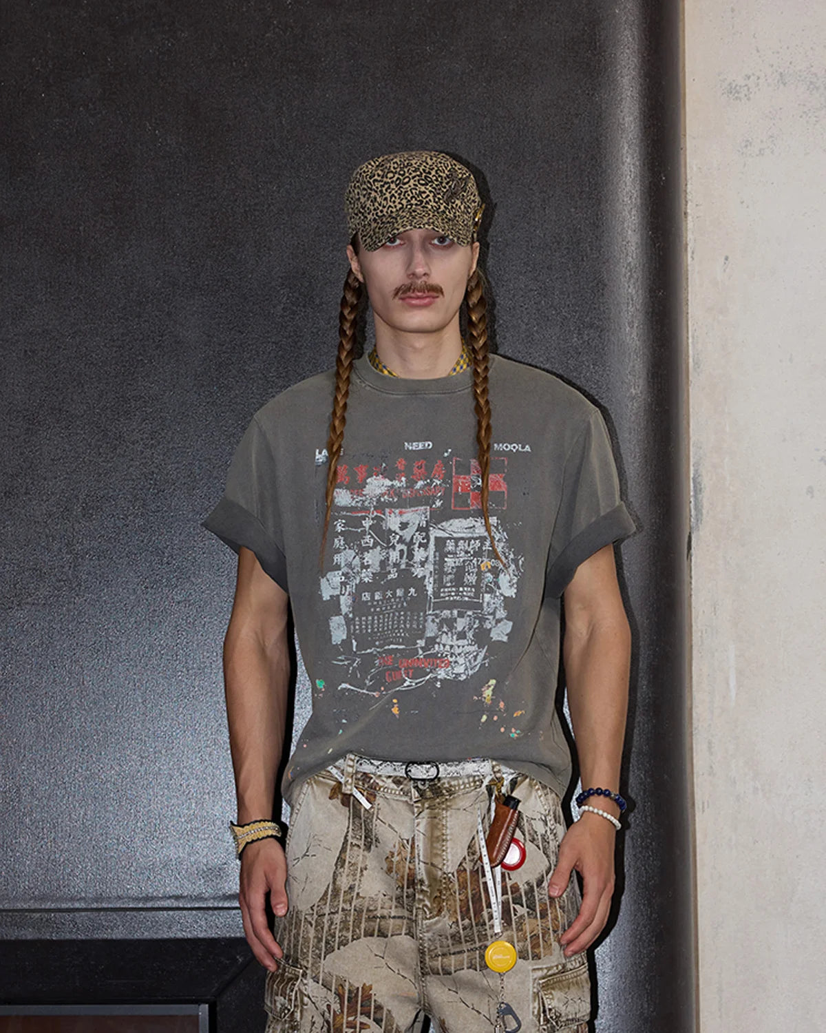 LNM Hong Kong Style Retro Washed Print T-Shirt Gray
