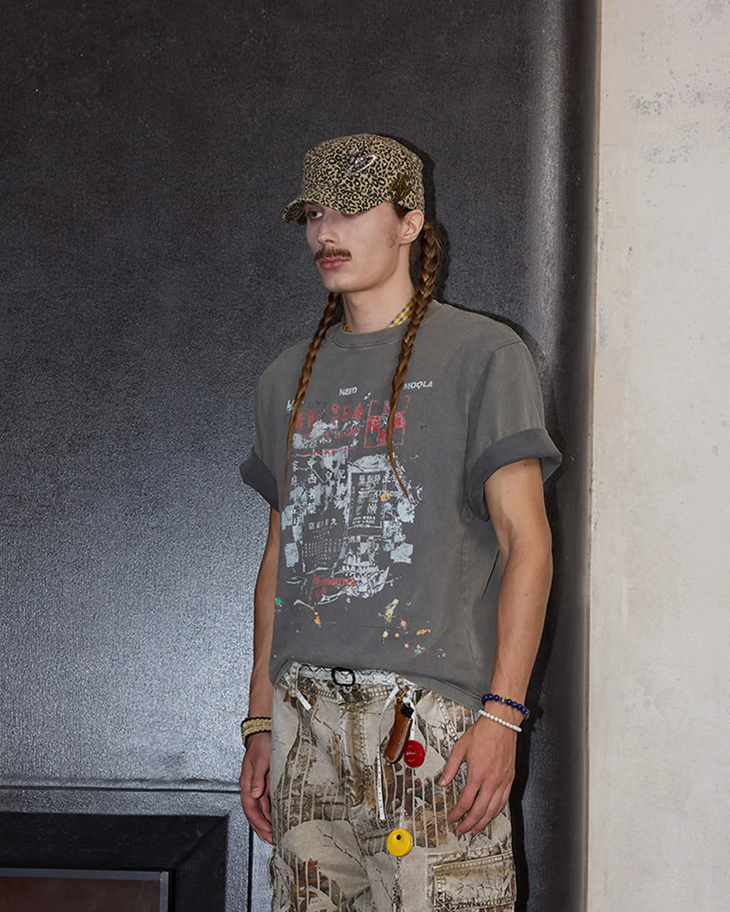 LNM Hong Kong Style Retro Washed Print T-Shirt Gray