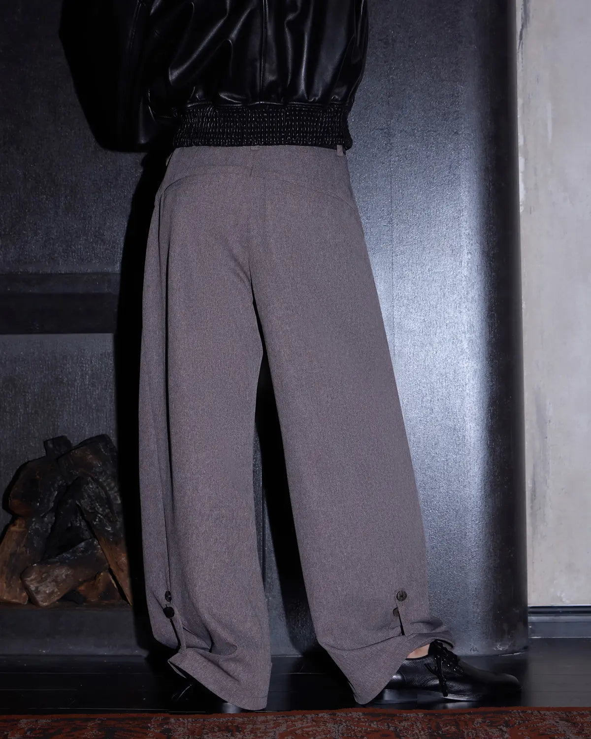 LNM Pleated Wide-Leg Dress Pants