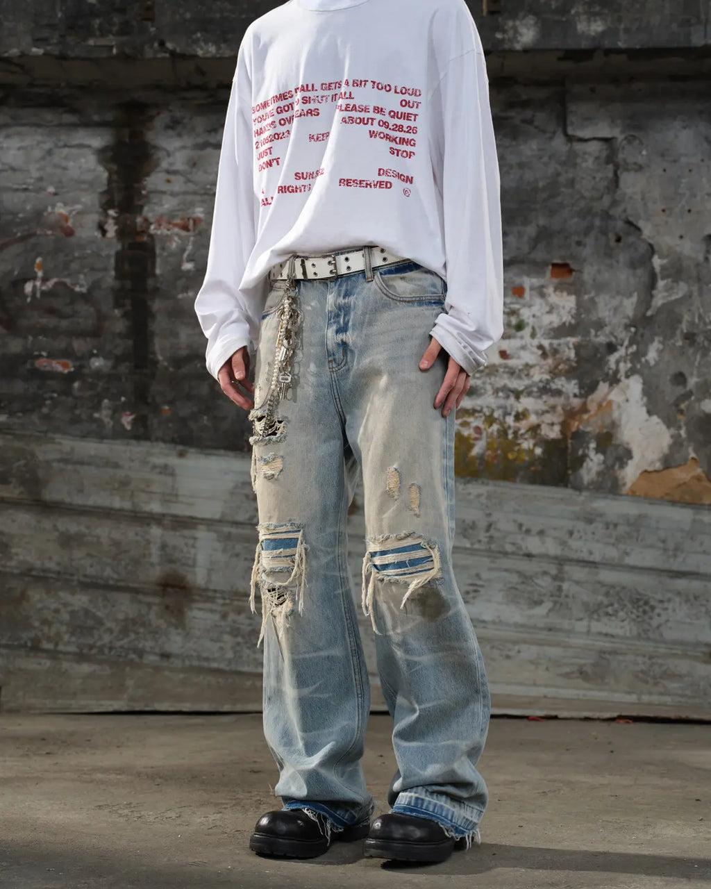 LNM Light Blue Distressed Rippled Denim Jeans
