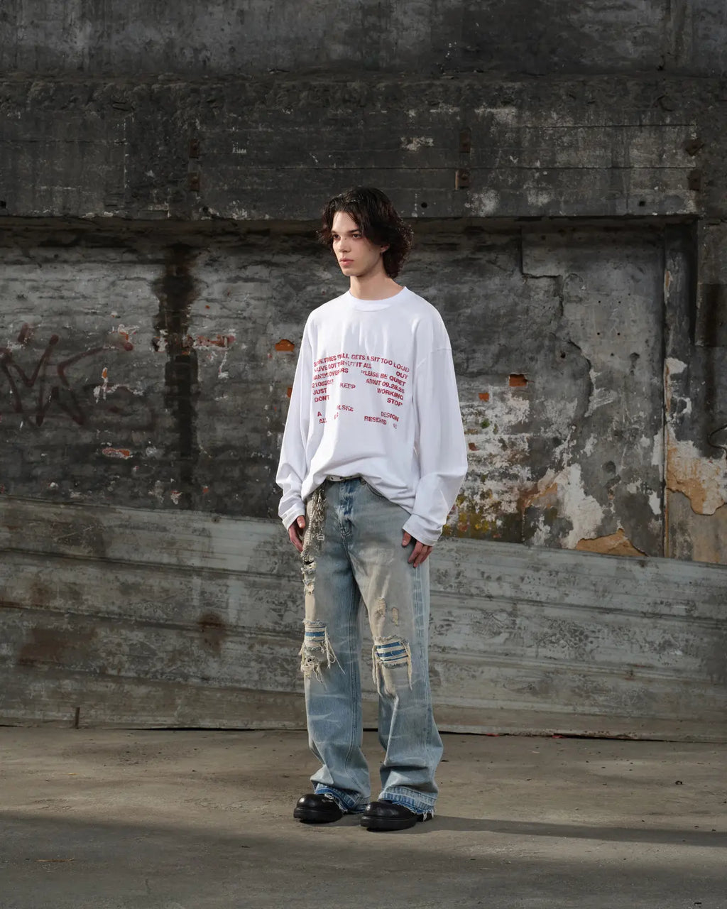 LNM Light Blue Distressed Rippled Denim Jeans