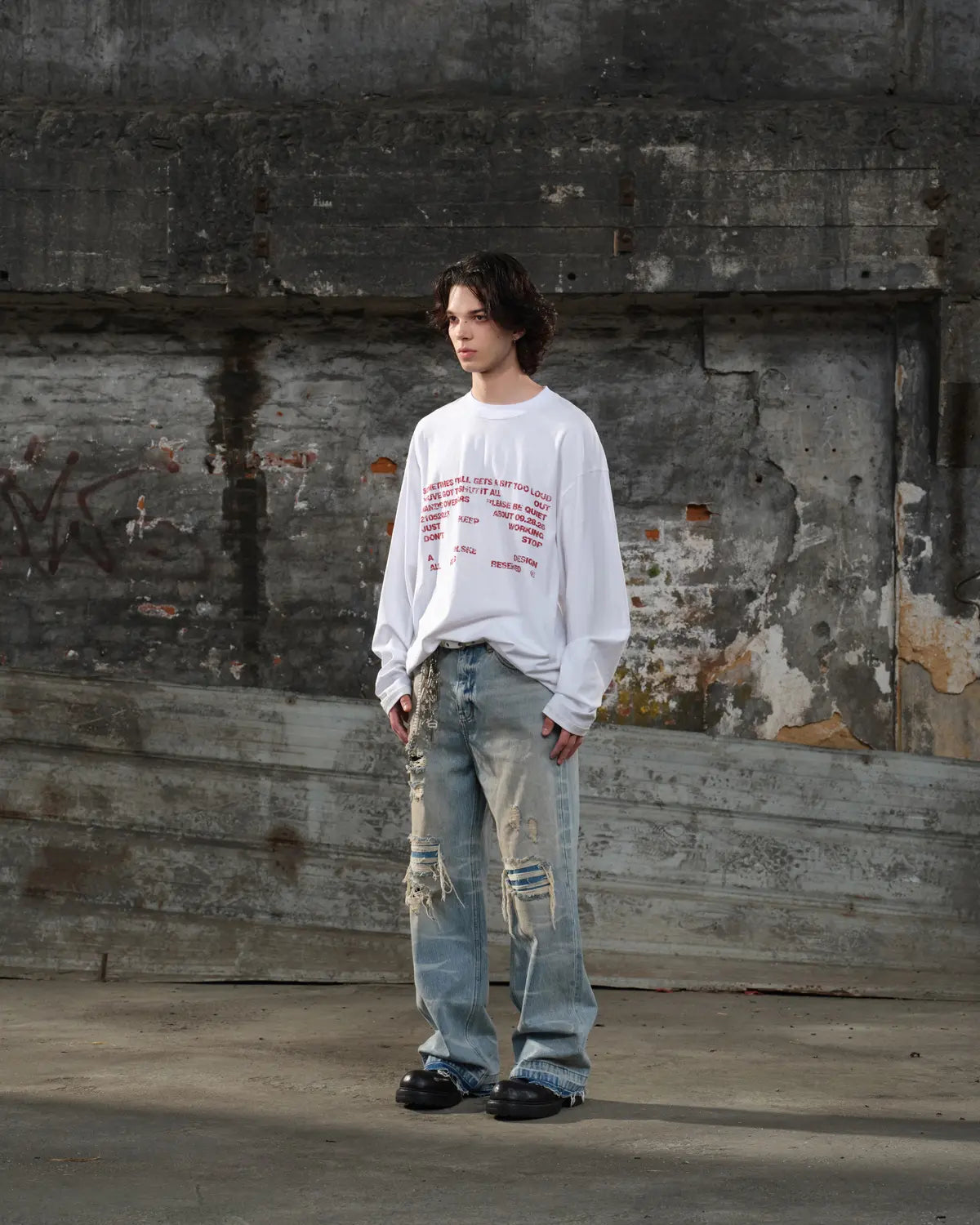 LNM Light Blue Distressed Rippled Denim Jeans
