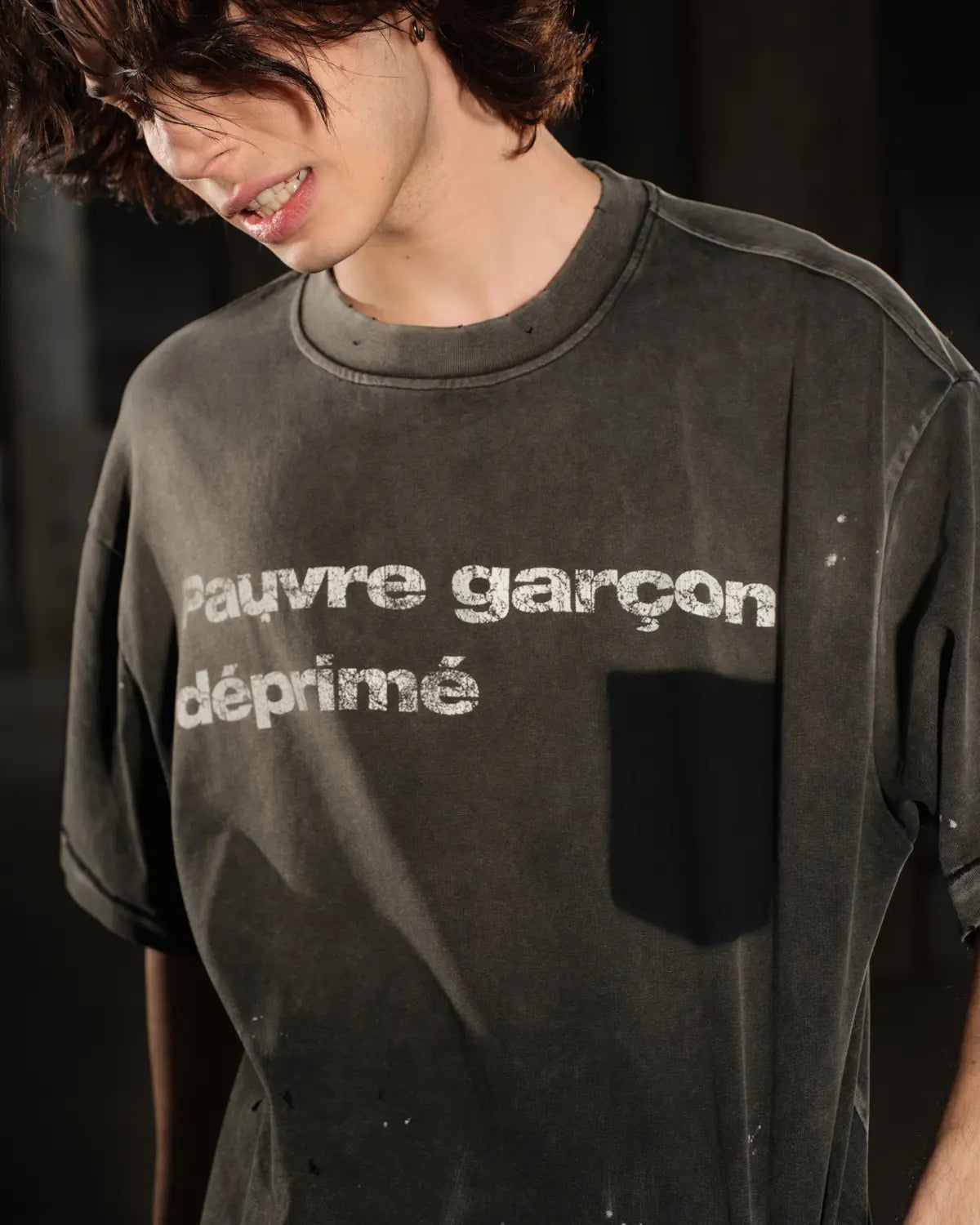 LNM “Pauvre garçon déprimé” Distressed Paint-Splatter Graphic T-Shirt Black